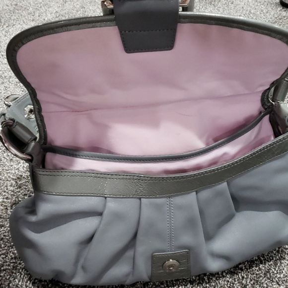 Authentic Coach purse. - Picture 2 of 3